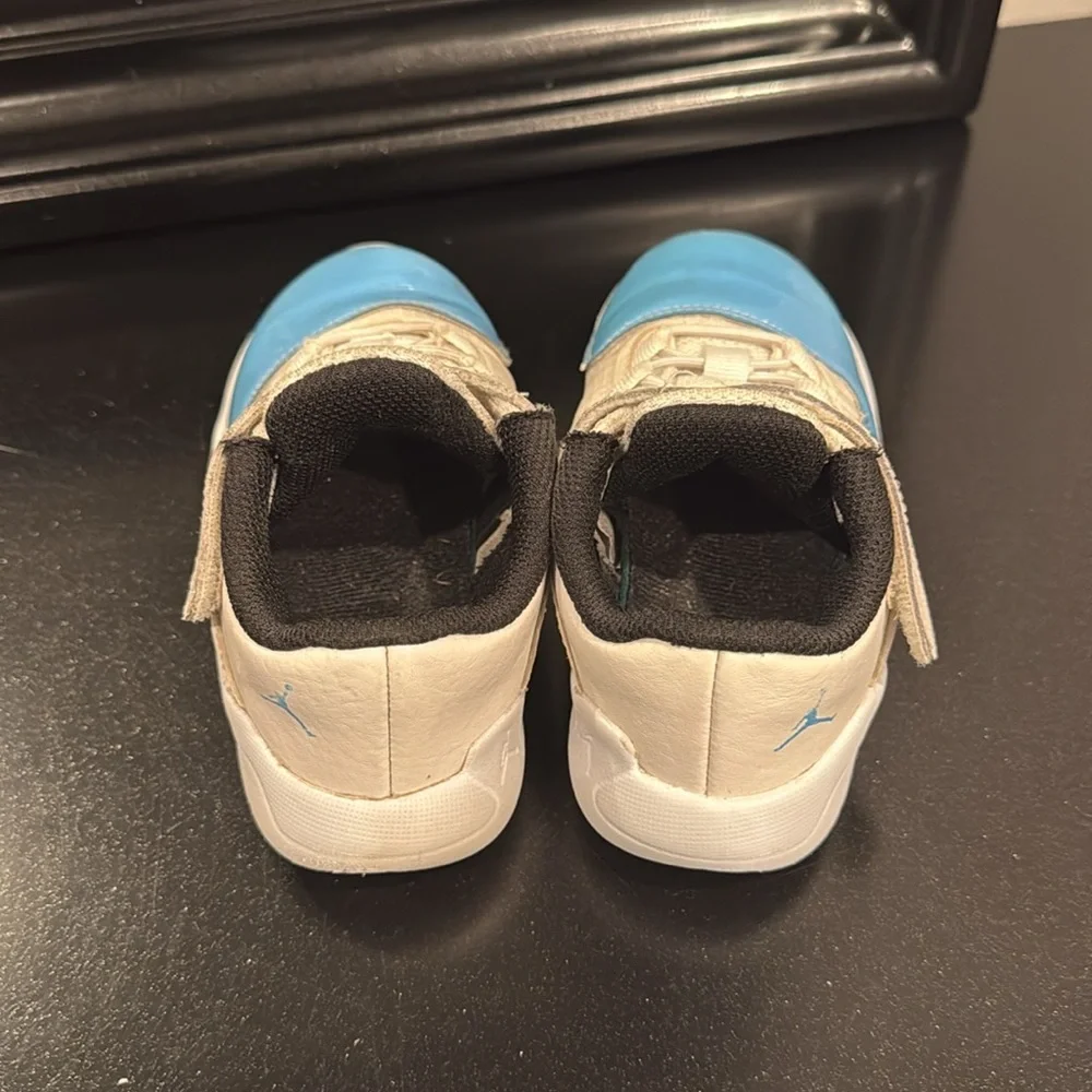Nike Air Jordan sneakers. Good condition.